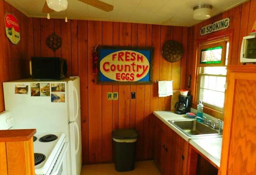 Rock Eddy Bluff Farm