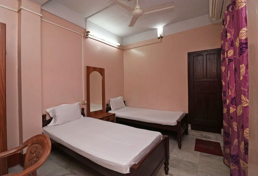 Spot On 41656 Hotel Maruti