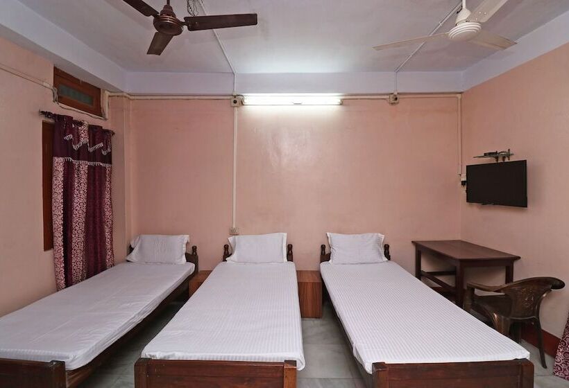 Spot On 41656 Hotel Maruti