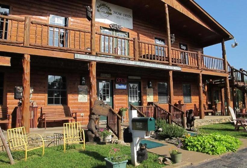 The Bear Inn Resort