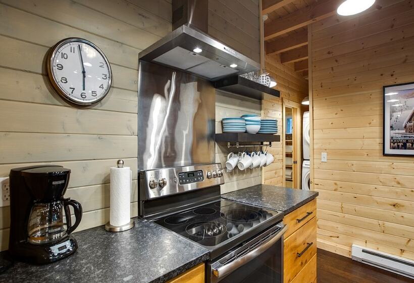 74sl   Pets Ok   Wifi   Bbq   Sleeps 8