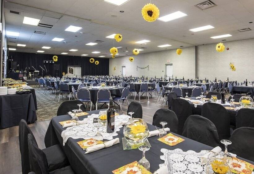 호스텔 Dunvegan Inn And Suites