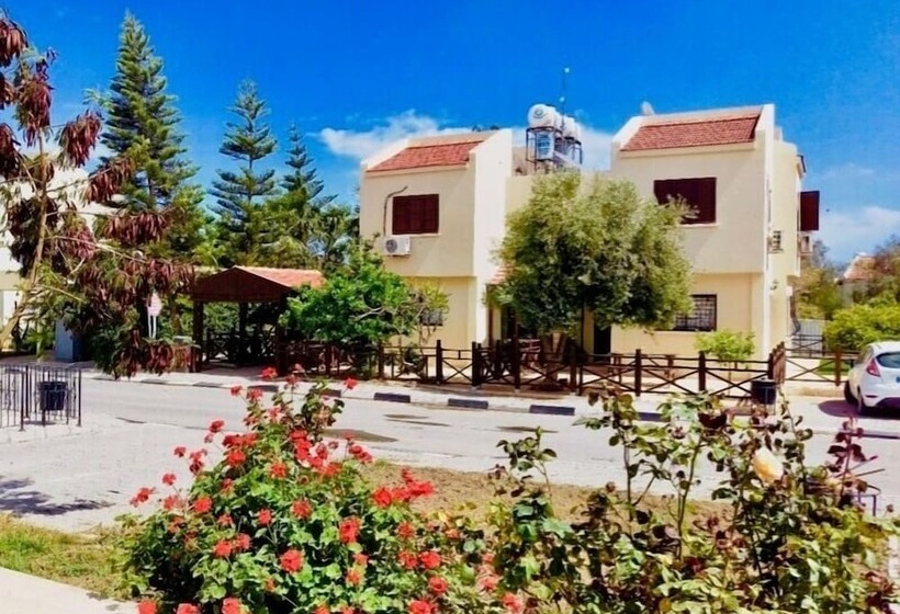 Bahceler Levent Sitesi Villa No 79