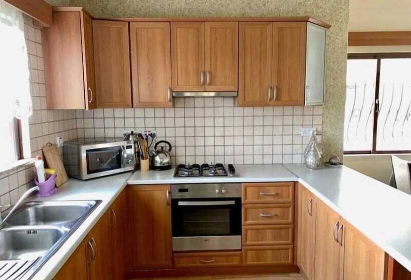 Bahceler Levent Sitesi Villa No 79