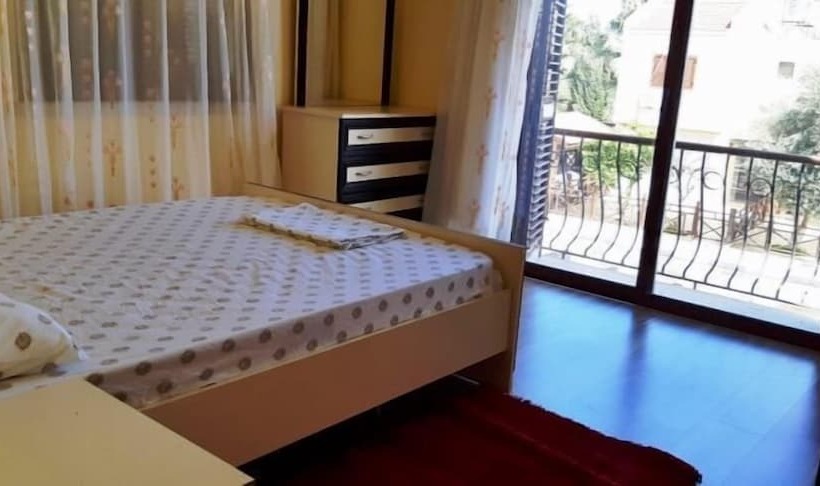 Bahceler Levent Sitesi Villa No 79