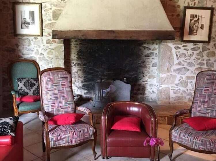 ベッドアンドブレックファースト Domaine Le Triol