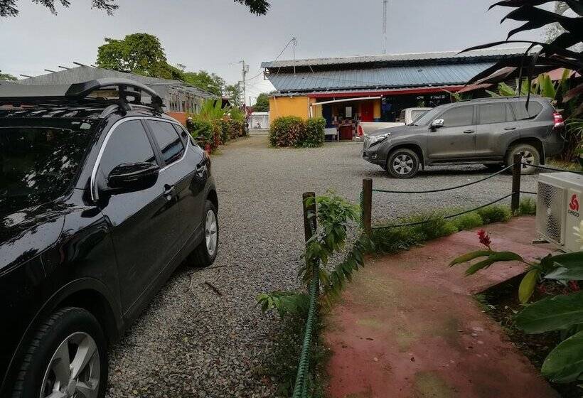 فندق Brunka Lodge