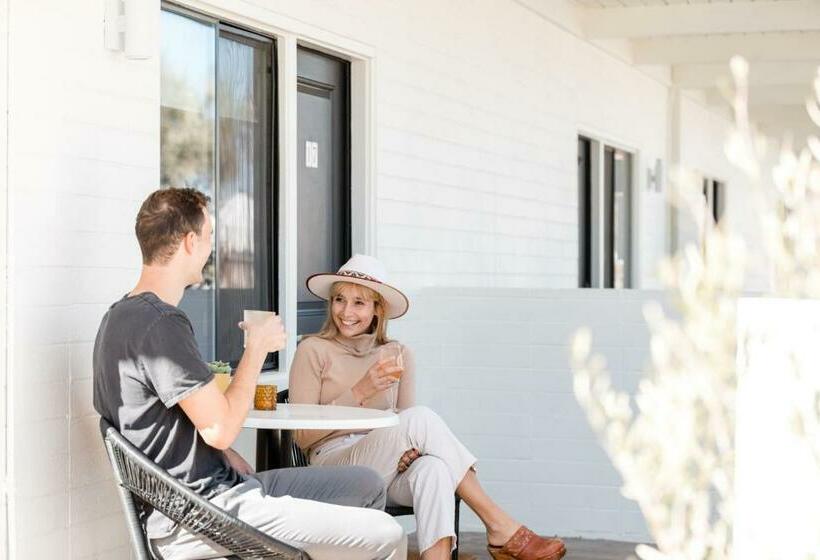 בית מלון כפרי Cuyama Buckhorn