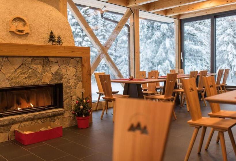 هتل Guesthouse Lajnar