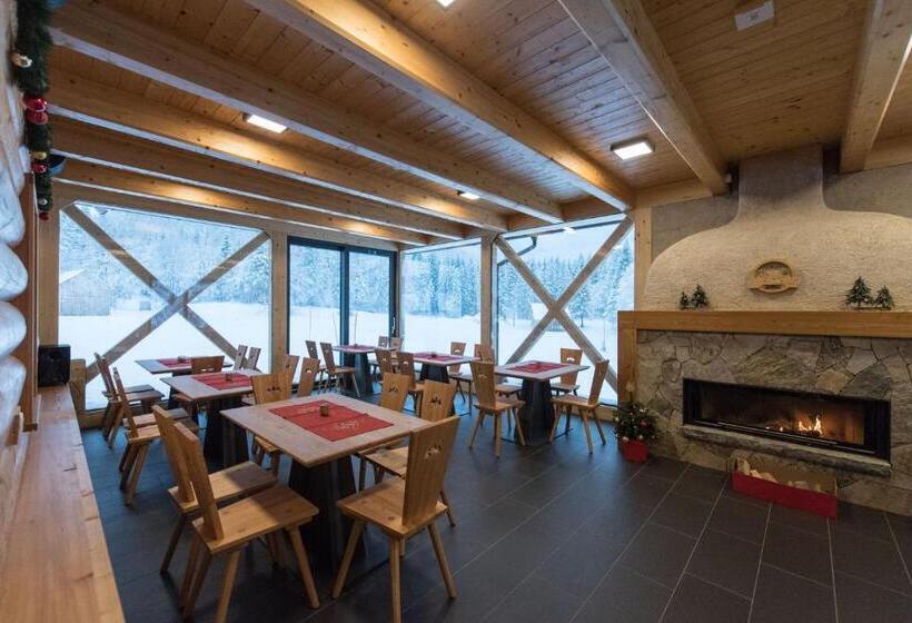 هتل Guesthouse Lajnar