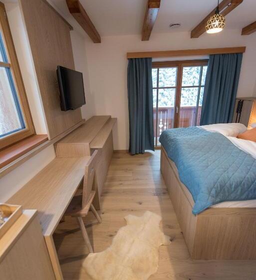 هتل Guesthouse Lajnar