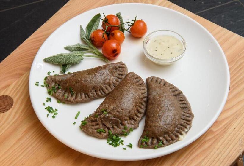 هتل Guesthouse Lajnar