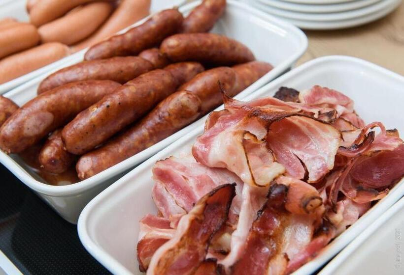 هتل Guesthouse Lajnar