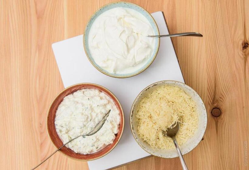 هتل Guesthouse Lajnar