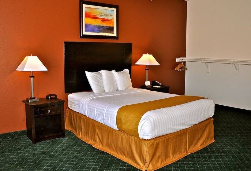 호텔 Landmark Inn Fort Irwin