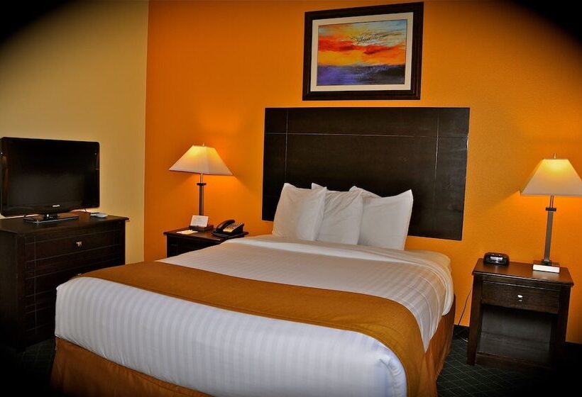 호텔 Landmark Inn Fort Irwin