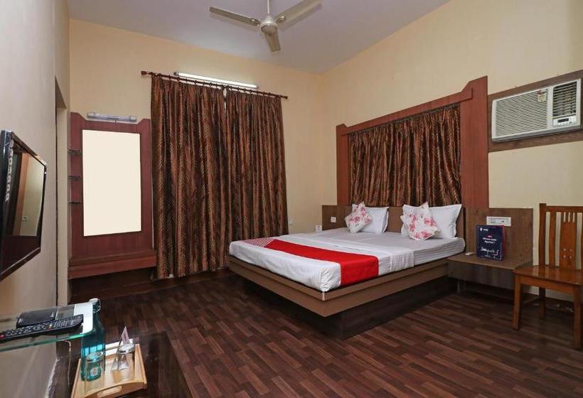 호텔 Rishta Inn By Oyo Rooms