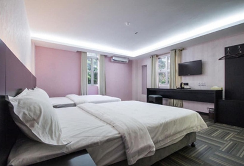 בית מלון כפרי S