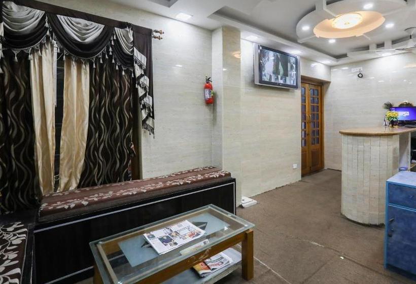 בית מלון כפרי Spot On 66844 Mtc Guest House