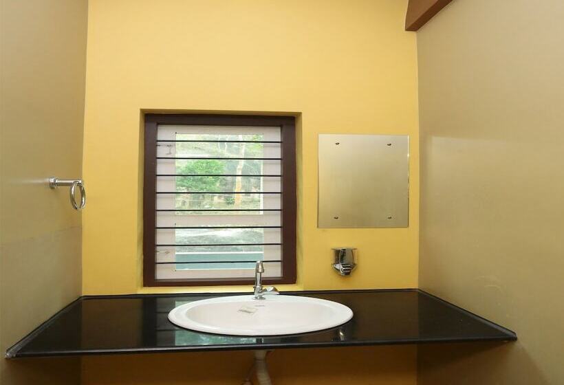 بنسيون Vedanta Wake Up Edakkal Caves  By Oyo