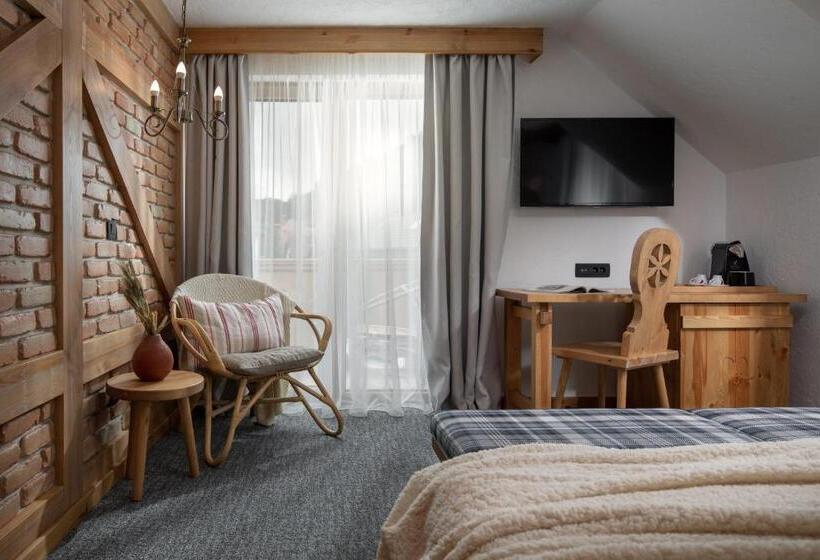 بنسيون Zara Chalet