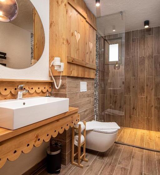 بنسيون Zara Chalet