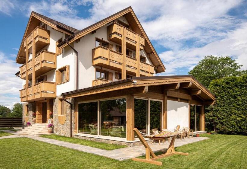 بنسيون Zara Chalet