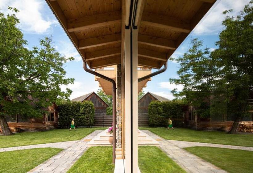 بنسيون Zara Chalet