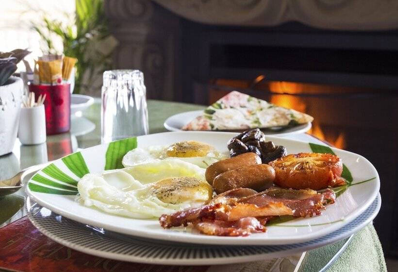 The Royal Palm Bed & Breakfast