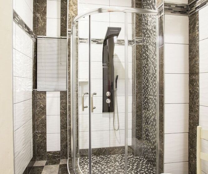 The Royal Palm Bed & Breakfast