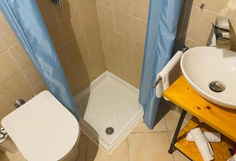 مبيت وإفطار 1788