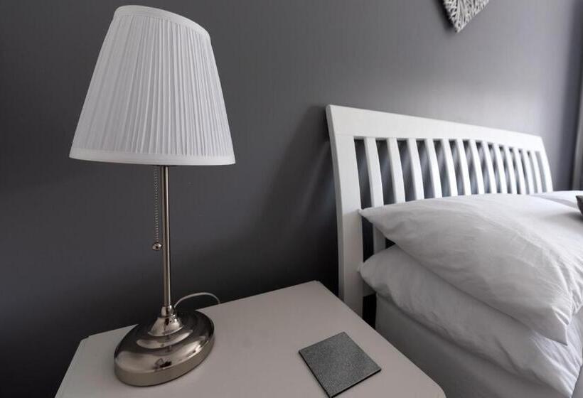 צימר Riverside Stays, Shefford