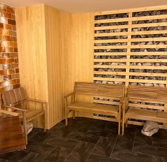 酒店 Club Bucovina Resort & Spa