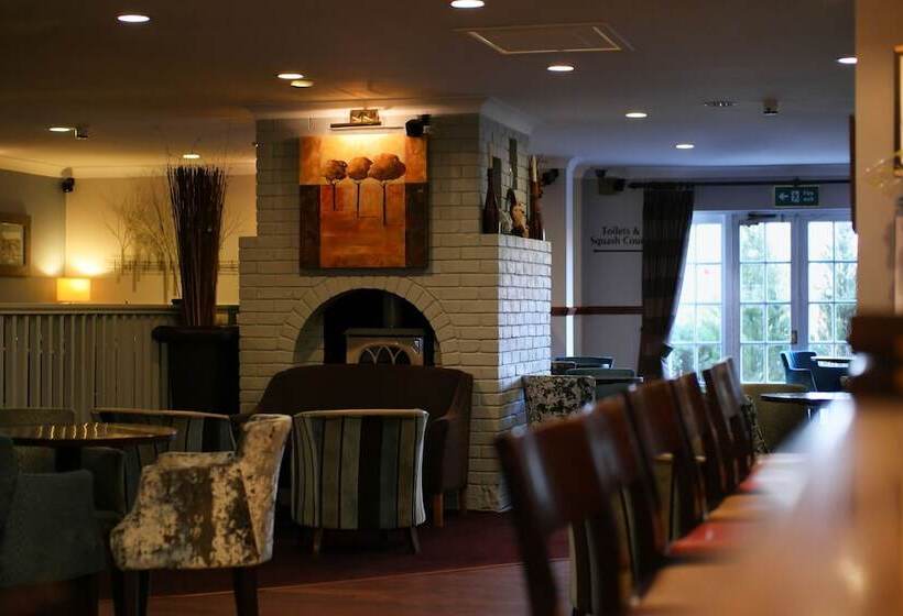 Отель Crown Lodge