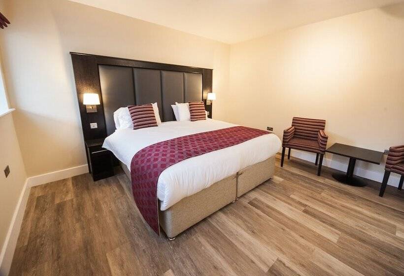 Отель Crown Lodge