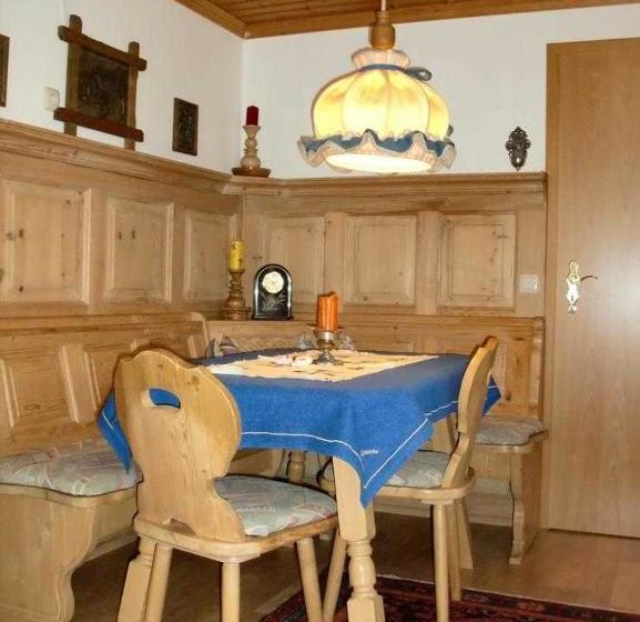 Отель Ferienalm