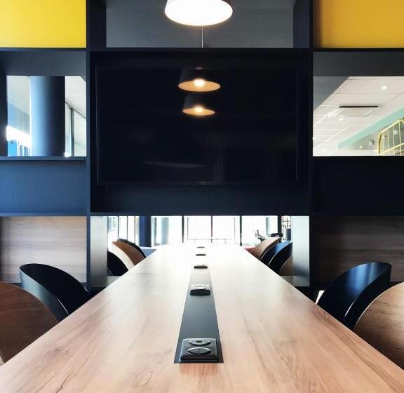 B&b Hotel Compiègne
