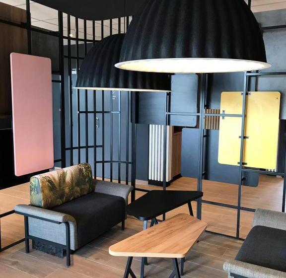 B&b Hotel Compiègne