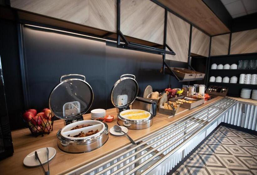 B&b Hotel Compiègne