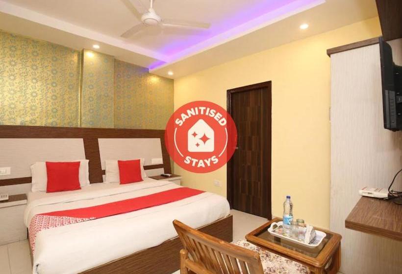 ホテル Oyo 24623 Chetana Residency