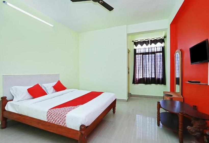 ホテル Oyo 24623 Chetana Residency