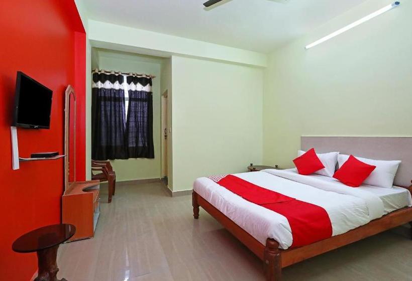 ホテル Oyo 24623 Chetana Residency