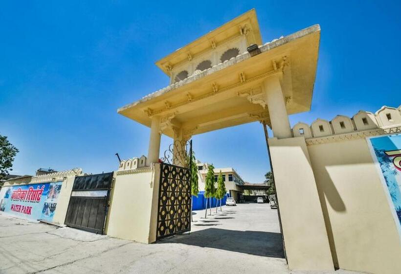 Hotel Oyo 36721 Kalika Resort