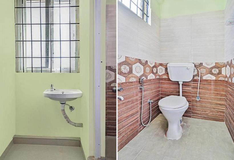 ホテル Oyo 47579 Gn Residency