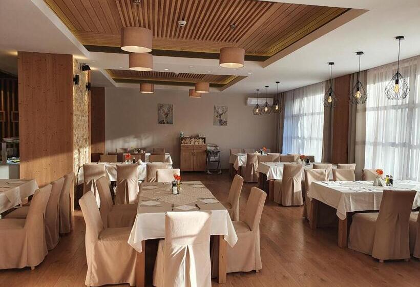 Monte Cervo Bio Hotel & Spa