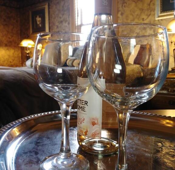 مبيت وإفطار The Thayer