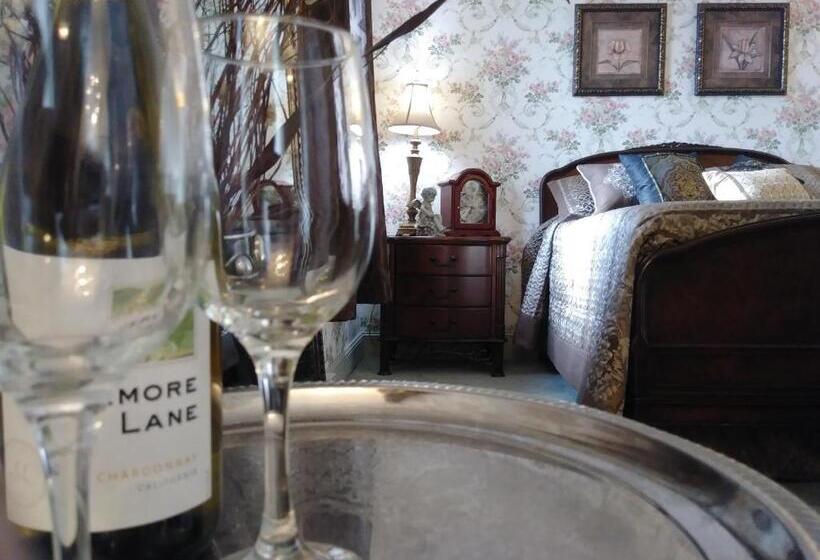 مبيت وإفطار The Thayer