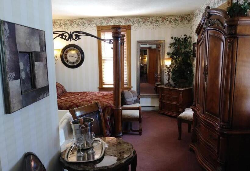 مبيت وإفطار The Thayer