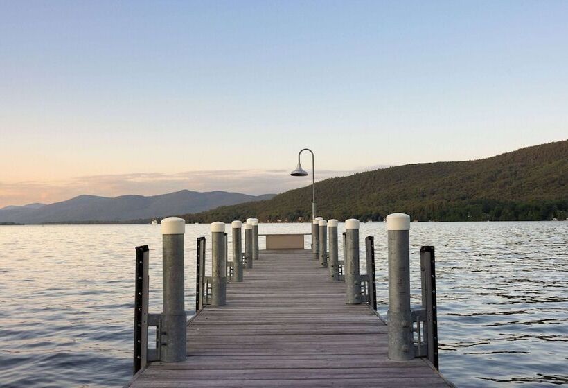 Days Inn By Wyndham Queensbury/lake George