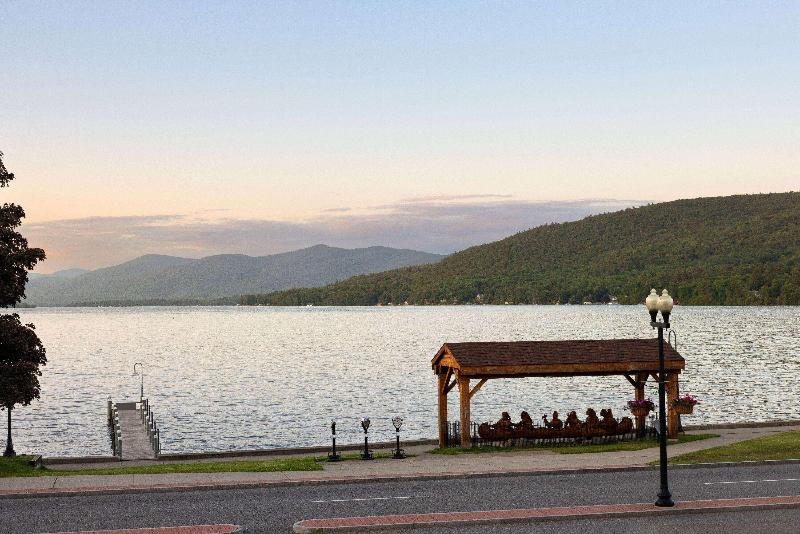 Days Inn By Wyndham Queensbury/lake George